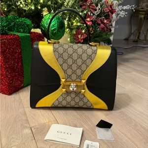 Beautiful Gucci Handbag 100% Authentic